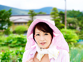 田舎に住んでる豊満お母さん　8時間　サンプル画像01